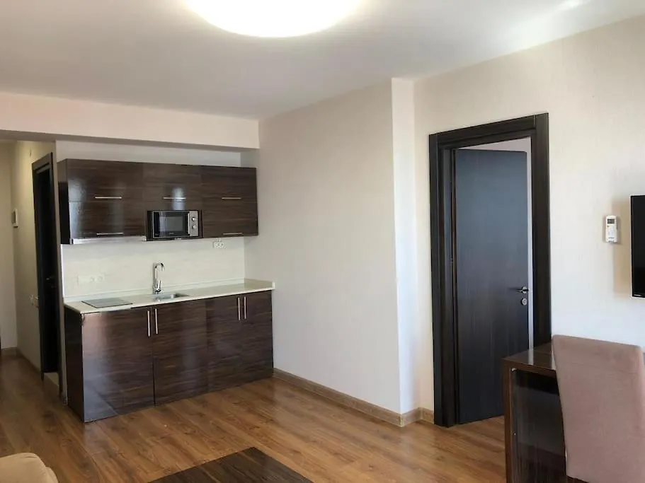 Leo Group Best Studio 23-11 Apartamento Batumi 0*,
